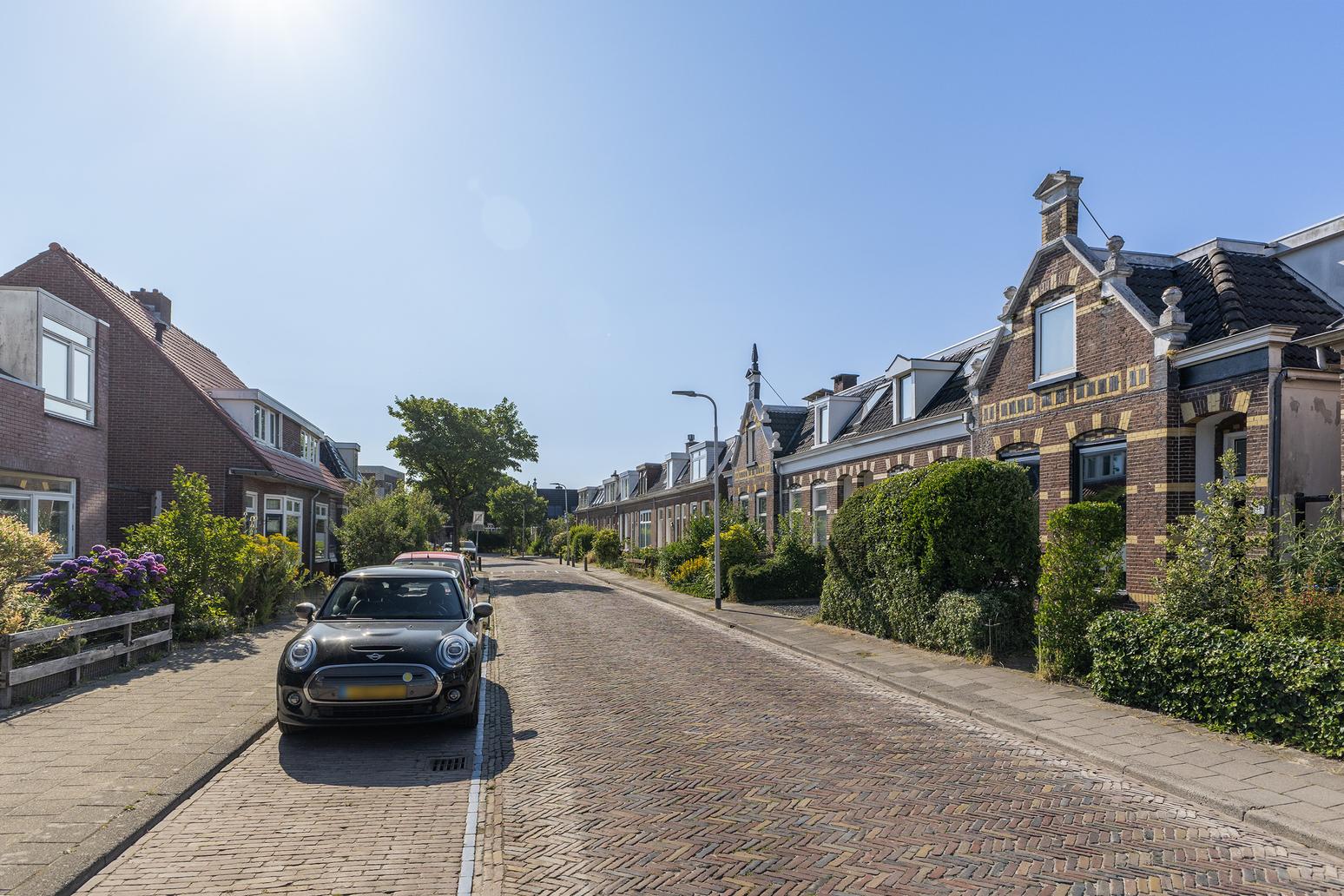 Achter de Hoven 178 in Leeuwarden