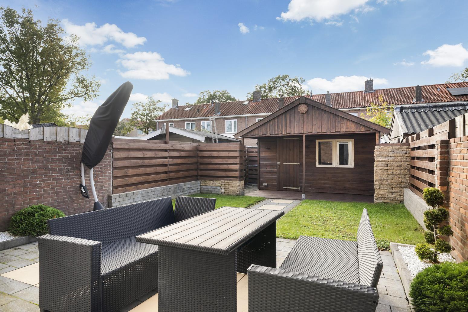 Tussenwoning te koop: Cederstraat 7, Leeuwarden
