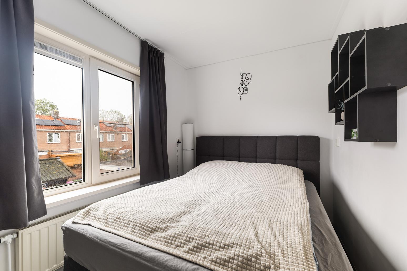 Tussenwoning te koop: Cederstraat 7, Leeuwarden