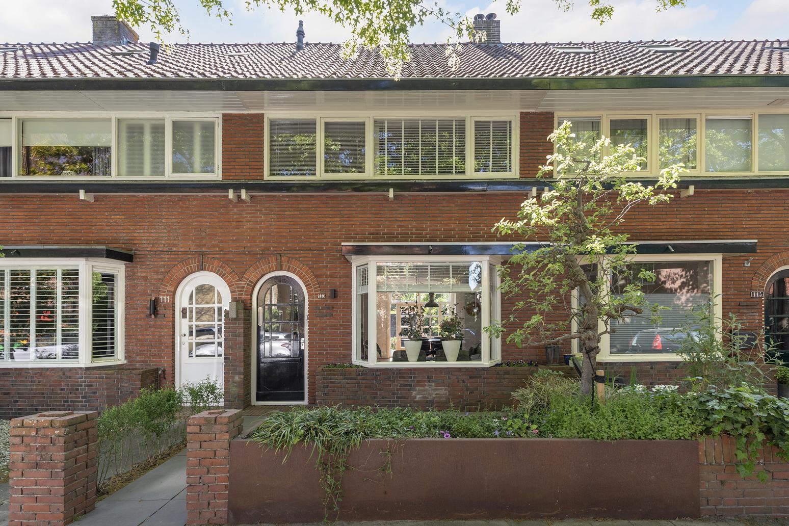 Ferdinand Bolstraat 113 in Leeuwarden