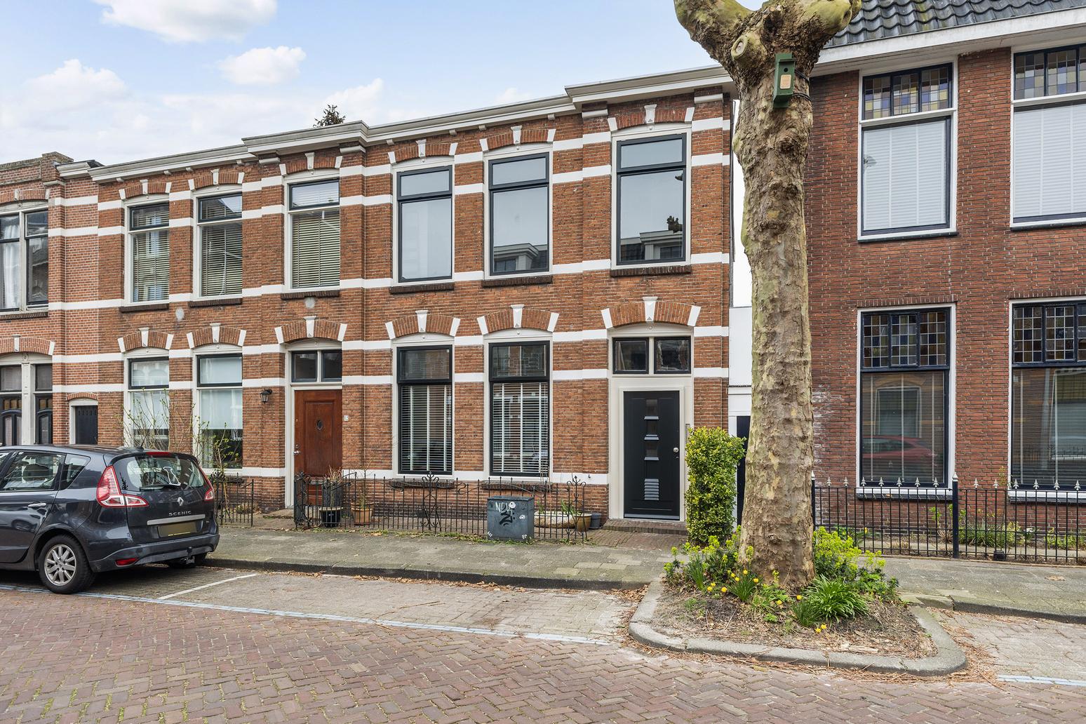 Kanaalstraat 10 in Leeuwarden
