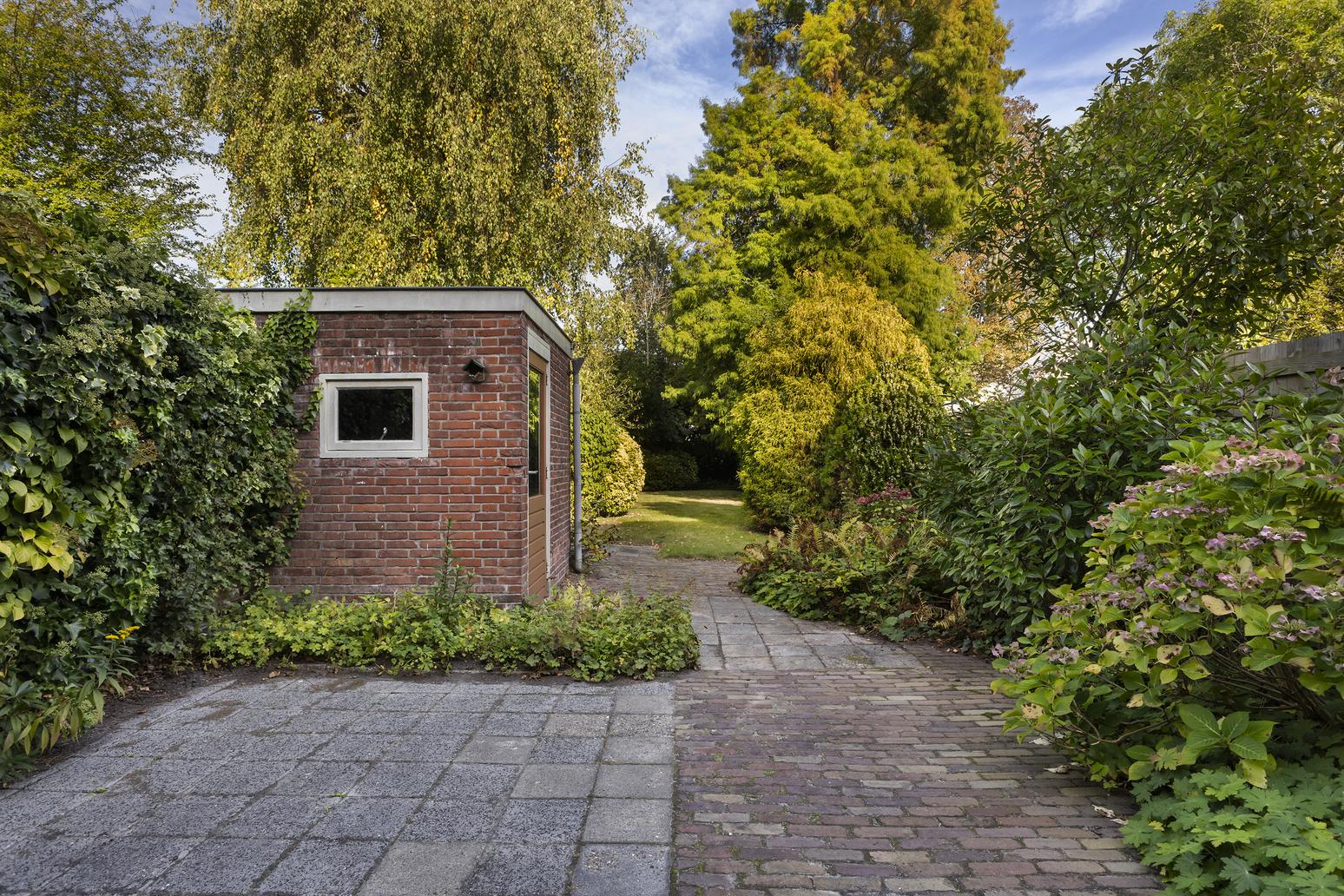 Mr. P.J. Troelstraweg 112 in Leeuwarden