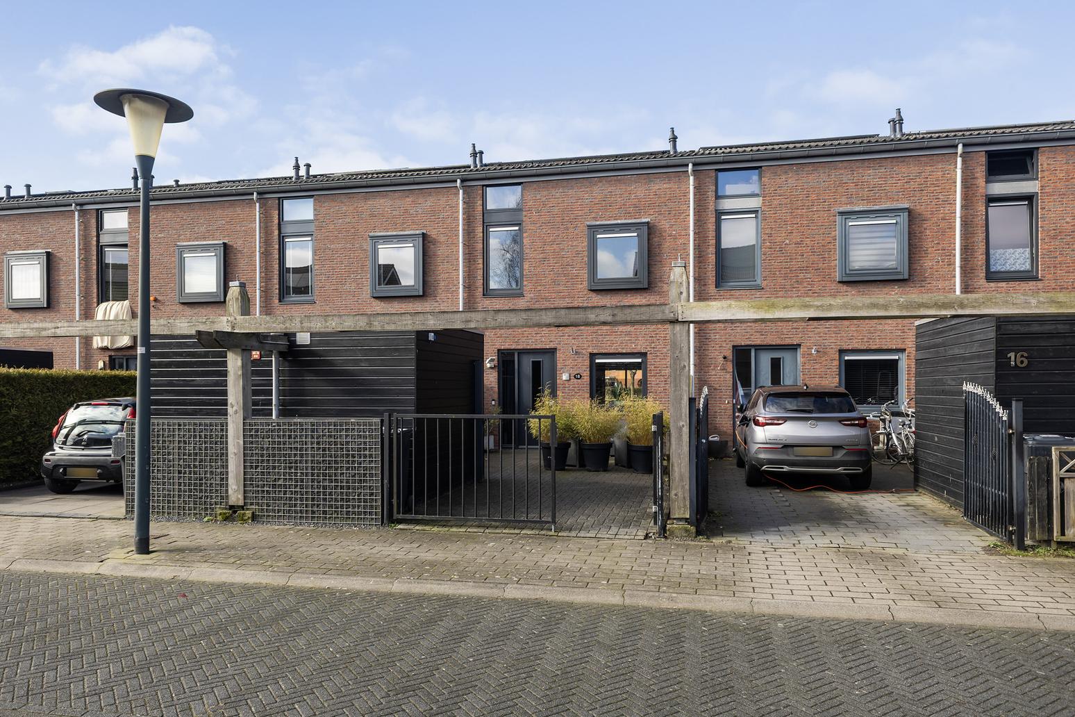 Pieter Wijbengastraat 18 in Leeuwarden