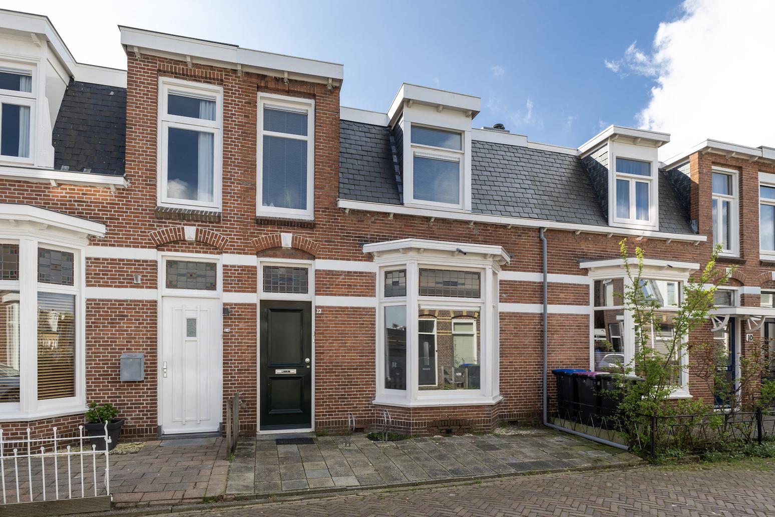 van Asbeckstraat 12 in Leeuwarden